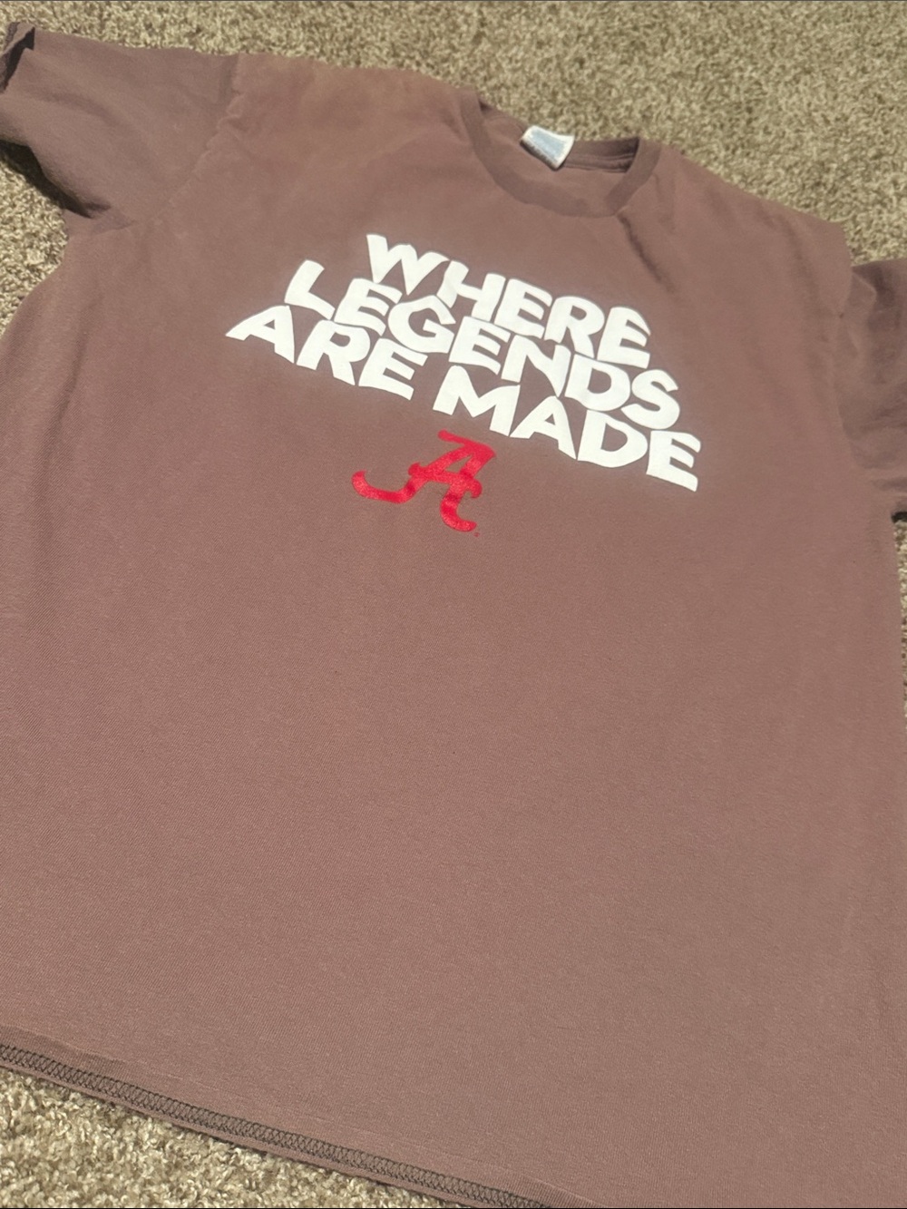 Alabama “Where Legends are Made” tee (L) - EUC!